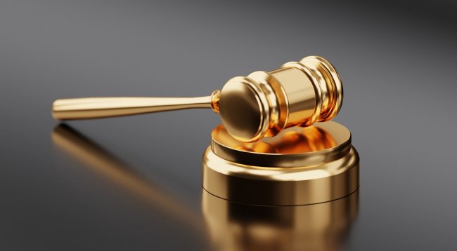 Arriva l’avvocato robot: debutto a febbraio in un Tribunale statunitense