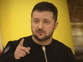 Zelensky: “Dateci i caccia”