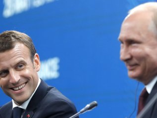 Cosa c'è dietro il fascino fatale della Francia per la Russia