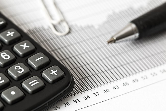 Meno tasse per tutti. Ma come si finanzia?