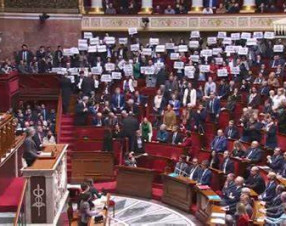 Non passa per 9 voti la mozione di sfiducia al governo