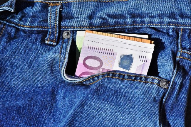 Il salario minimo bulgaro è 1/8 di quello lussemburghese