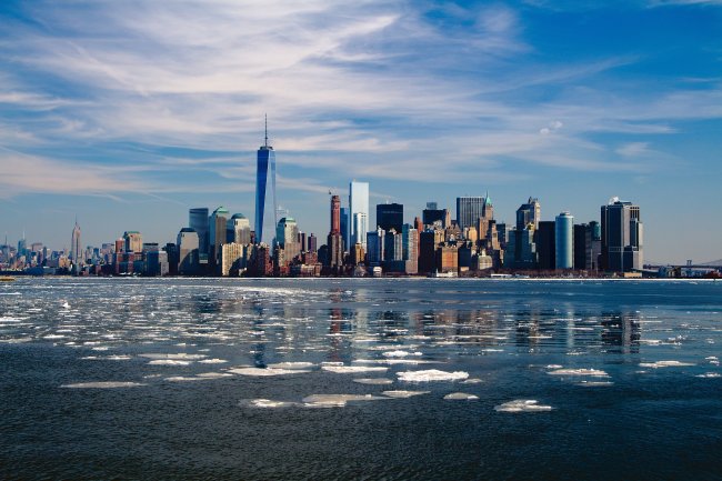 Per vivere (bene) a New York servono 300.000 dollari l’anno