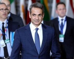 Vince la dinastia Mitsotakis. Ma non basta