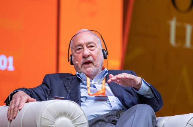 Stiglitz: “La democrazia è a rischio. Serve una riforma del capitalismo”