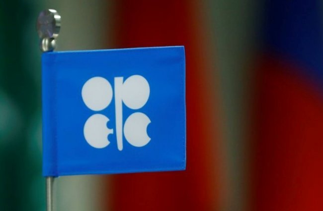 Petrolio, il prezzo è troppo basso. E l’Opec+ estende i tagli