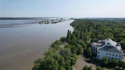 Fatta saltare la diga a Kakhovka. Uno tsunami allaga l’Ucraina