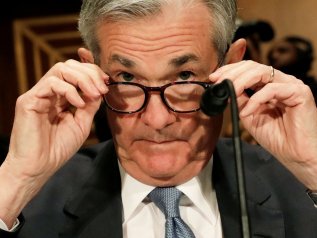 Fed, i tassi di interesse scenderanno al 2,5 per cento non prima del 2026