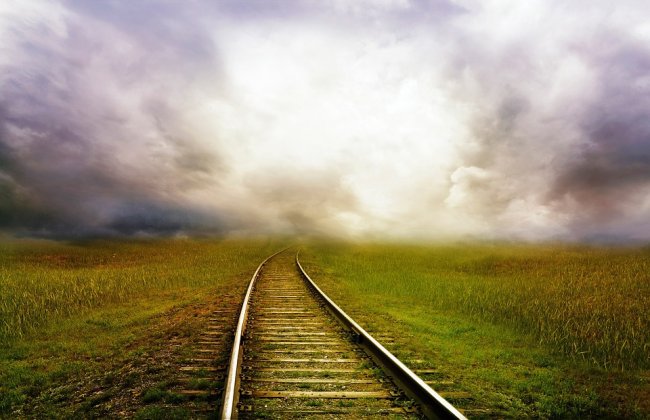 Sncf, continuano gli scioperi ma il governo non cede. Indetto referendum