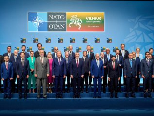 Summit Nato, poker di Erdogan