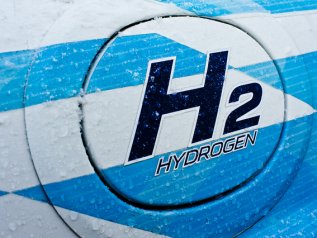 L’idrogeno per alimentare i motori a zero emissioni verrà dall’ammoniaca?