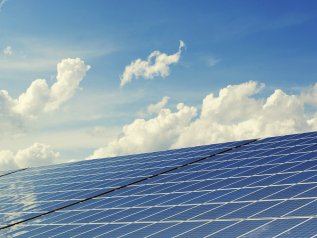 California, pannelli solari obbligatori sulle nuove case