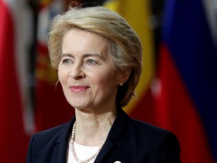 Von der Leyen: “Ci attendono 3 grandi sfide”. E arruola Draghi