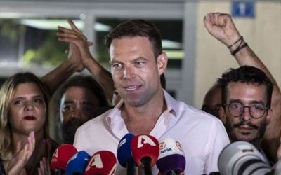 Un armatore statunitense leader della sinistra in Grecia