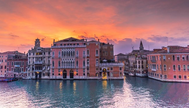 Pil quasi fermo. Economia tenuta a galla dal turismo straniero
