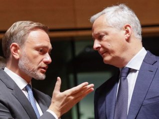Patto di stabilità, Francia e Germania annunciano a sorpresa l’accordo