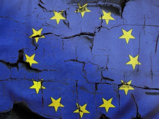Rischia di contagiare l’Ue. Il nuovo governo riduca il debito