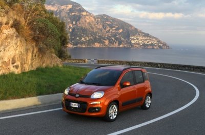L’auto più venduta in Italia cambia nome: da “Panda” a “Pandina”