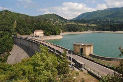 Bologna, esplosione al bacino di Suviana