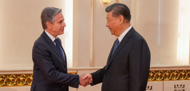 Xi a Blinken: “Usa e Cina siano partner. Non rivali”