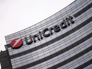 Un tribunale ha sequestrato 463 milioni di beni a Unicredit