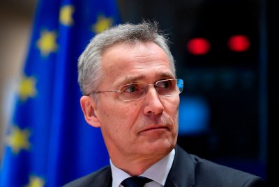 Stoltenberg: “L’Ue non può difendersi da sola”