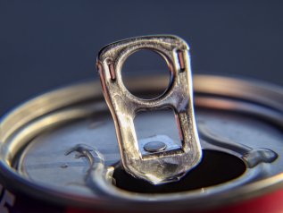 “Coca Cola, Chiquita e Dole finanziarono i paramilitari in Colombia”
