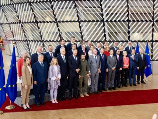 Via libera al trio von der Leyen-Costa-Kallas. Italia all’opposizione
