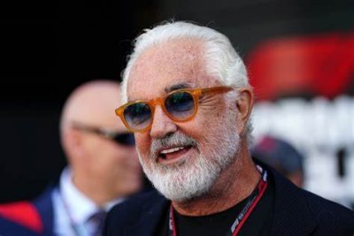 Il lavoro e i salari secondo Briatore