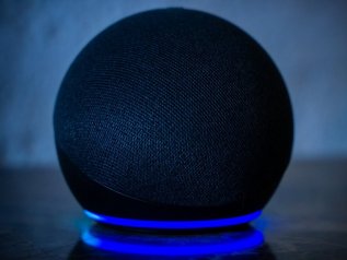 Alexa: grande successo di utenti e perdite miliardarie. Il caso del prodott