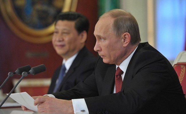 Putin e Xi Jinping, bye bye Trump