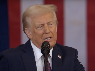 Trump: “Abbasseremo le tasse al 15%”. Il suo intervento a Davos in 20 frasi