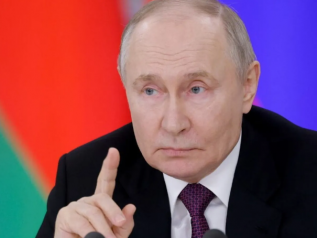 Putin: “Sì al cessate il fuoco ma per una pace duratura”