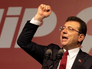 In 15 milioni si ribellano a Erdogan