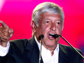 Elezioni, storica vittoria per Obrador. È il nuovo "Chavez"?