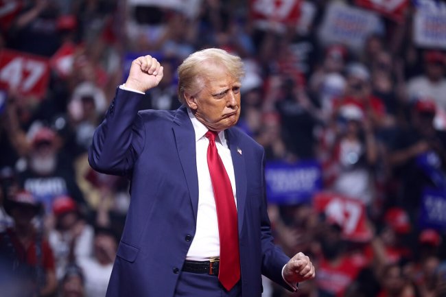 Dazi, Trump: “Stop di 90 giorni”