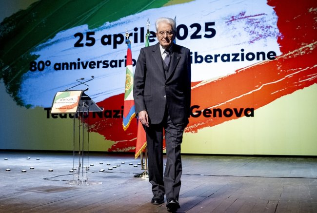 Mattarella cita il Papa