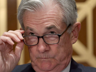 Powell resiste a Trump. La Fed lascia invariato il costo del denaro