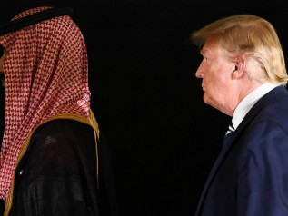Trump ha firmato con l’Arabia l’accordo sulle armi più grande della storia