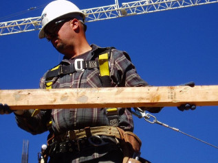 6,2 milioni di lavoratori sono sotto i mille euro al mese