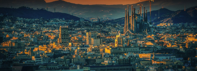 Fuga verso la Spagna: sempre più italiani scelgono il Paese iberico