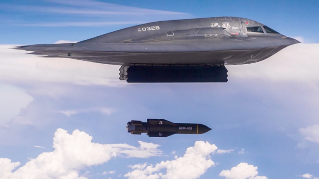 Bunker Buster, l’arma statunitense che fa tremare i bunker nucleari iranian