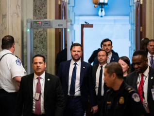 Meno tasse e welfare. Più debito. Passa al Senato il ‘Big Beautiful Bill’