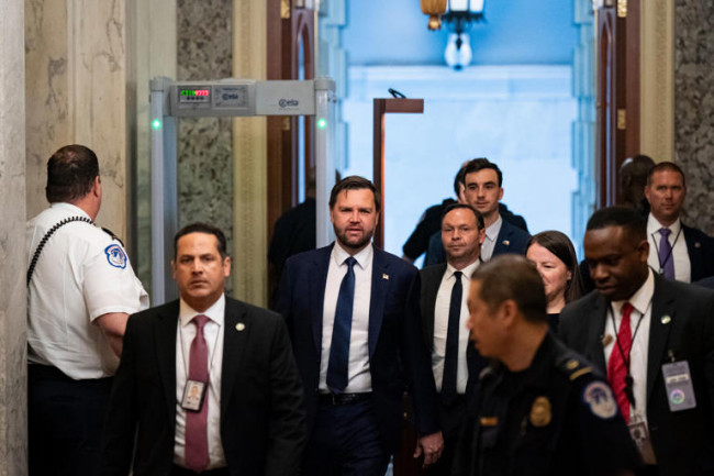 Meno tasse e welfare. Più debito. Passa al Senato il ‘Big Beautiful Bill’