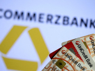 Il governo tedesco blocca Unicredit: “Niente acquisizione di Commerzbank”