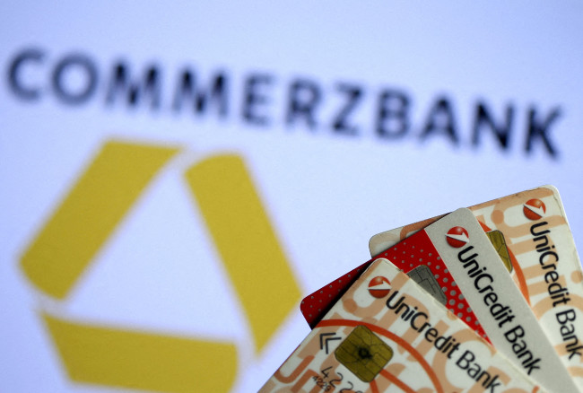 Il governo tedesco blocca Unicredit: “Niente acquisizione di Commerzbank”