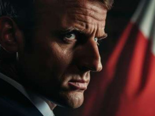 Macron lancia l’allarme: “Libertà mai così minacciata dal 1945”