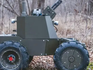 Soldati russi si arrendono a un plotone ucraino composto da robot e droni