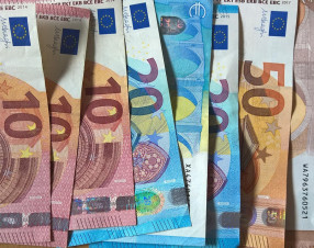 Tassi alti, profitti stellari: “triennio d’oro” per le banche