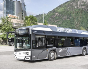 Bolzano, la città dove gli autobus viaggiano a idrogeno e non fanno rumore
